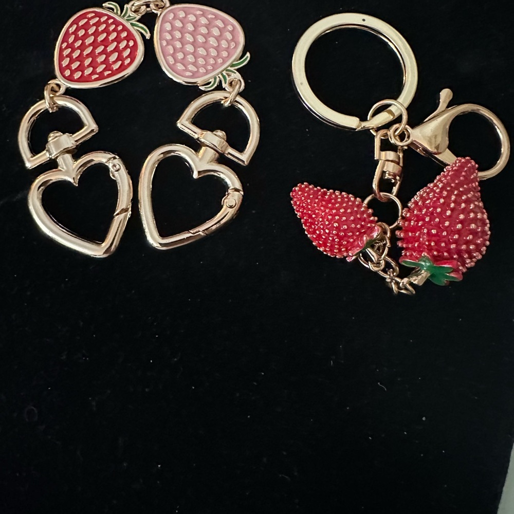 Strawberry & Hearts Bag Charm & Keychain with Red & Pink Charms Gold Chain - Picture 8 of 8